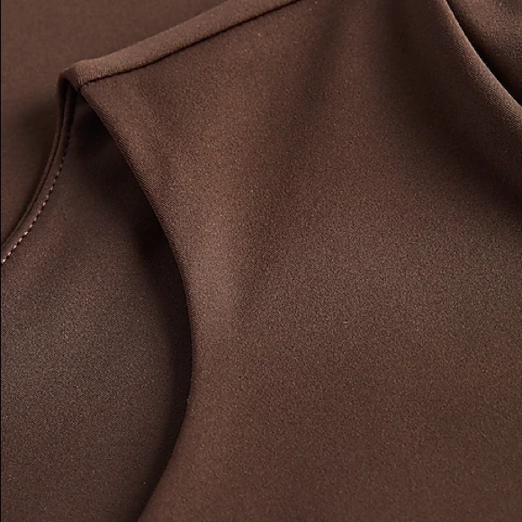 NWT Express Body Contour Top - Picture 4 of 7